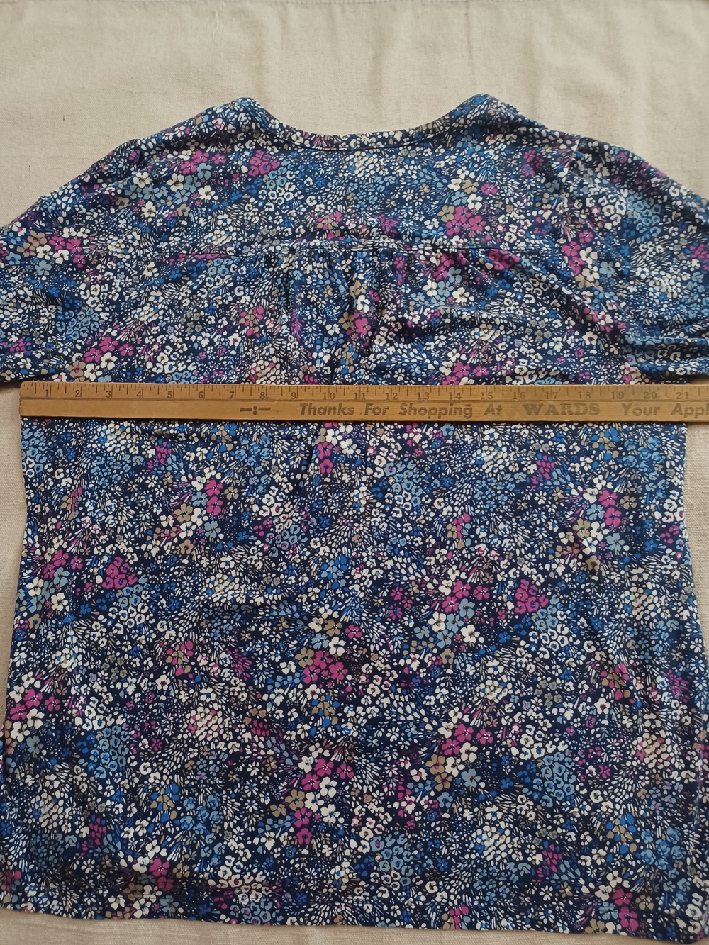Lands' End Navy Floral Short Sleeve V-Neck Tee Women's Size Large - Picture 6 of 7